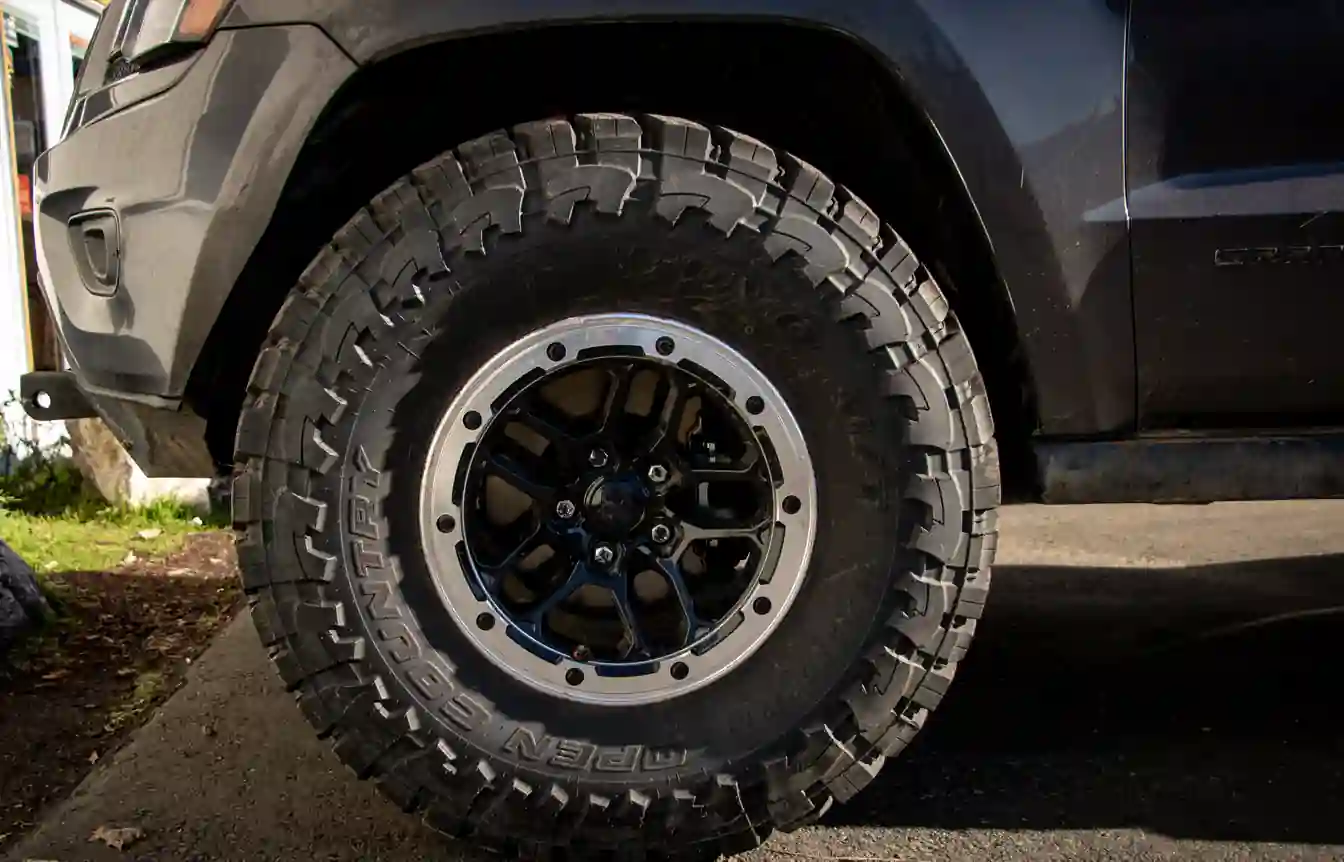 2015 Jeep Cherokee Tires